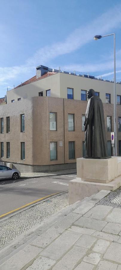 Light Brown Central Apartment Αβέιρο Εξωτερικό φωτογραφία