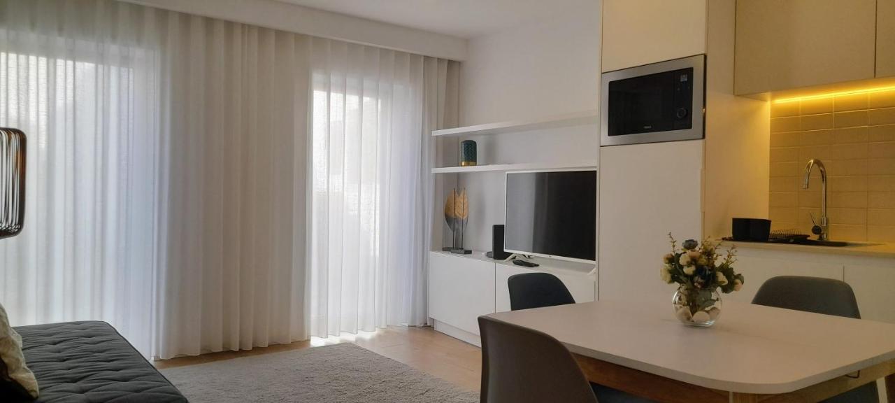 Light Brown Central Apartment Αβέιρο Εξωτερικό φωτογραφία